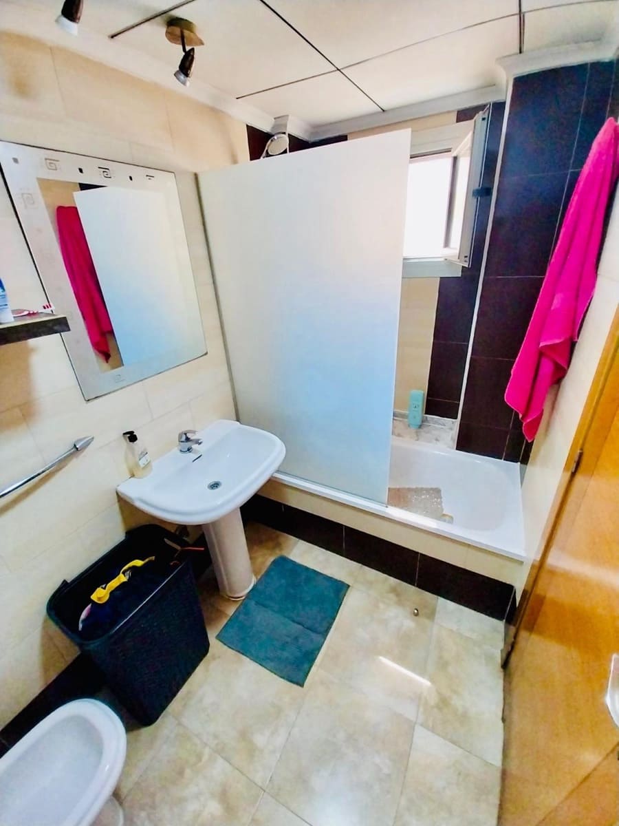 5 soveværelse Bungalow til salg i Guardamar del Segura med swimmingpool garage - € 329.000 (Ref: 9169605)