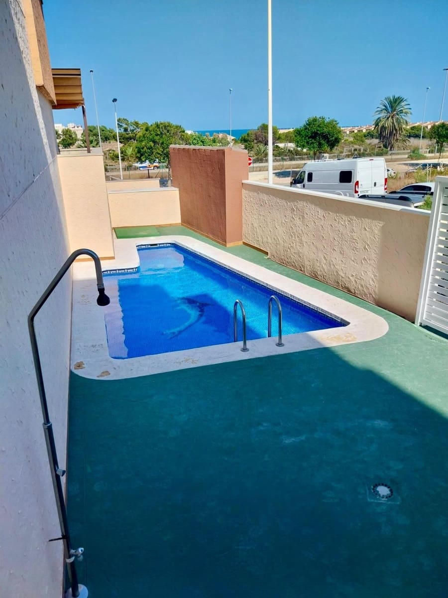 5 soveværelse Bungalow til salg i Guardamar del Segura med swimmingpool garage - € 329.000 (Ref: 9169605)