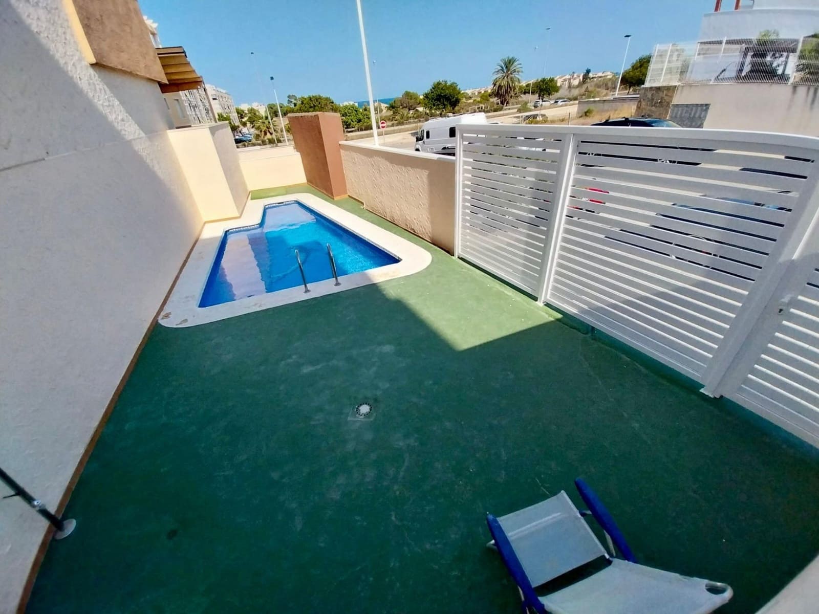 5 soveværelse Bungalow til salg i Guardamar del Segura med swimmingpool garage - € 329.000 (Ref: 9169605)