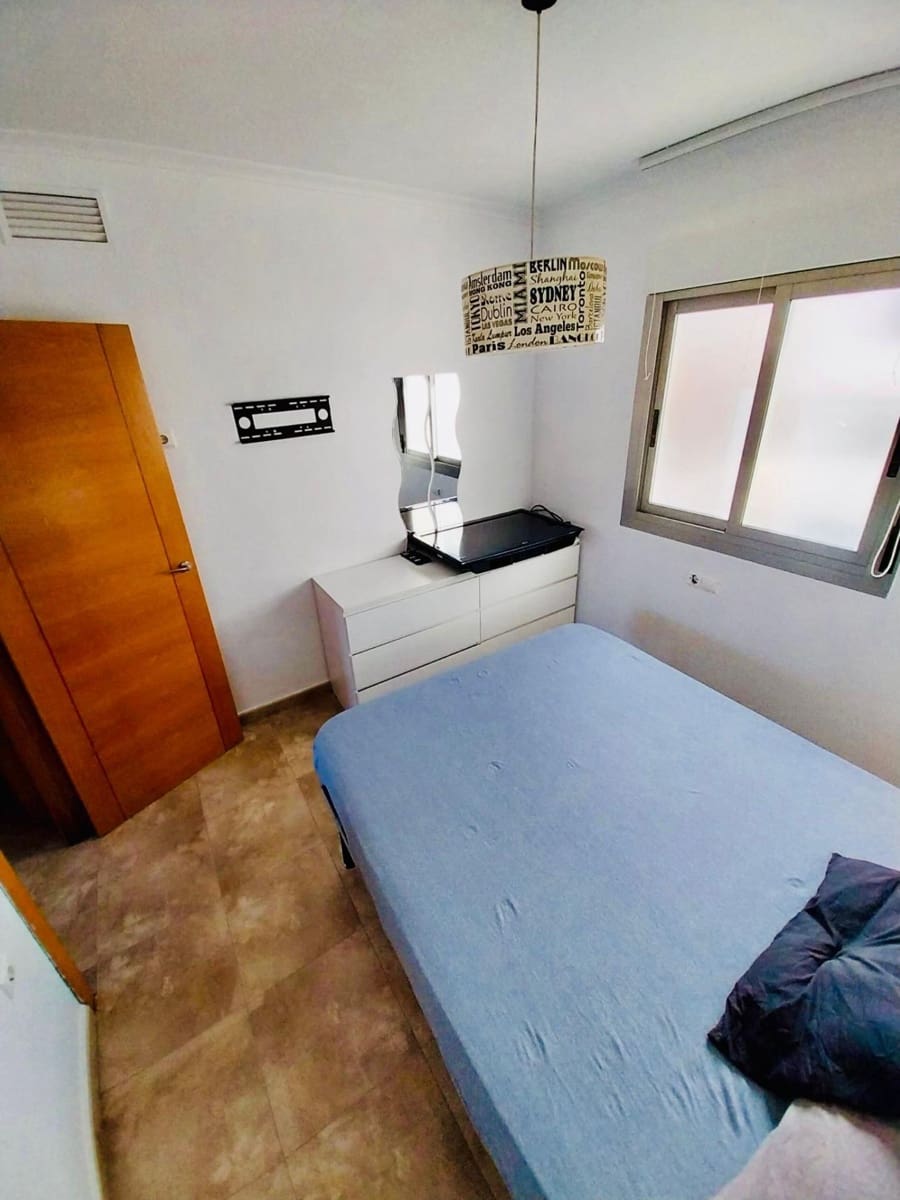 Bungalow de 5 habitaciones en Guardamar del Segura en venta con piscina garaje - 328.500 € (Ref: 9169605)