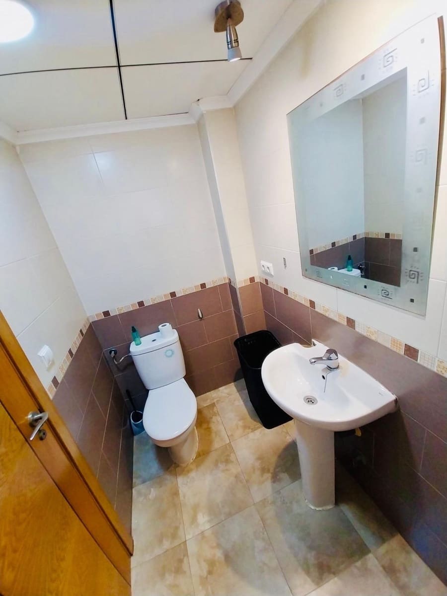 Bungalow de 5 habitaciones en Guardamar del Segura en venta con piscina garaje - 328.500 € (Ref: 9169605)