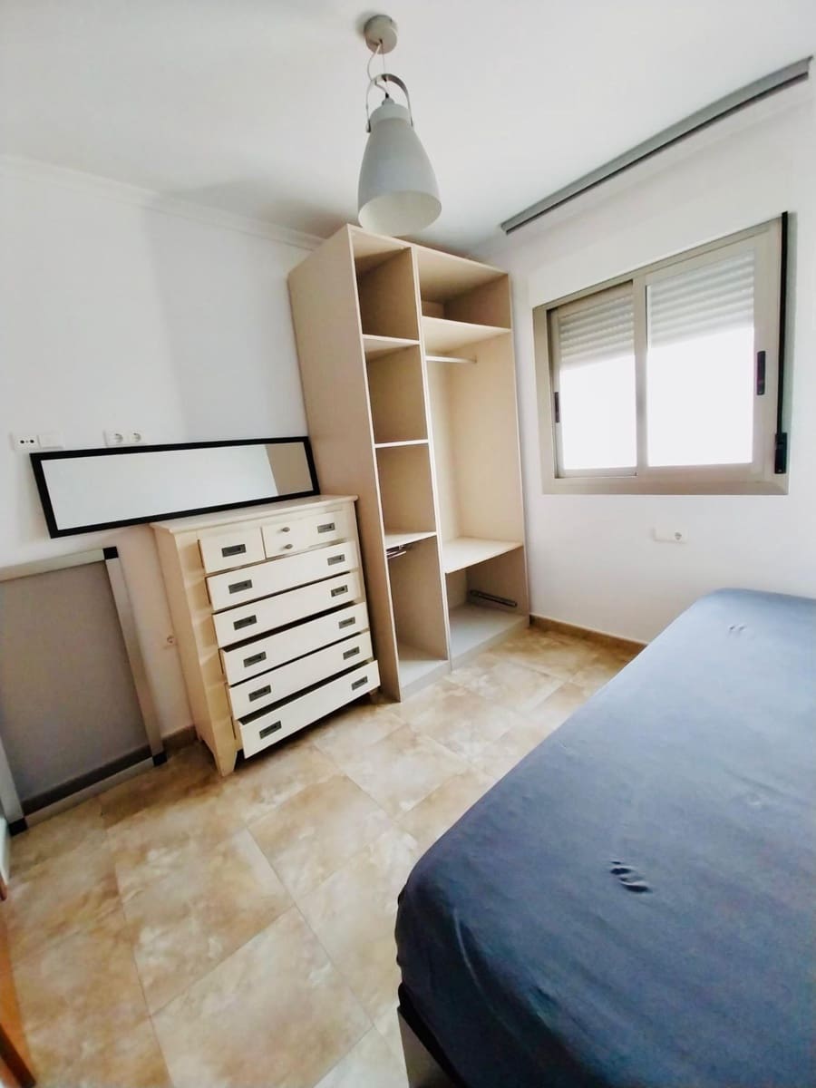 Bungalow de 5 habitaciones en Guardamar del Segura en venta con piscina garaje - 328.500 € (Ref: 9169605)