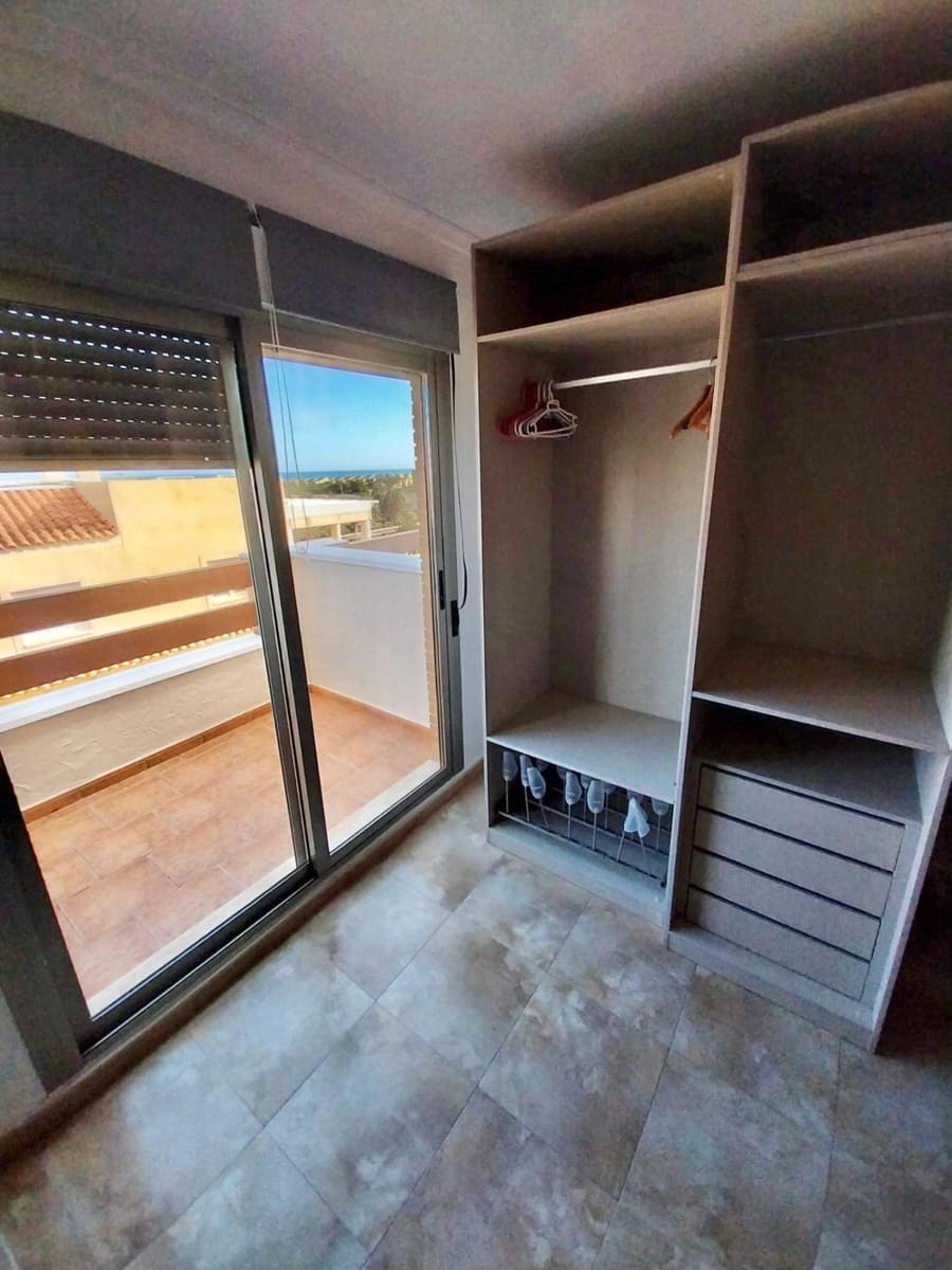 Bungalow de 5 habitaciones en Guardamar del Segura en venta con piscina garaje - 328.500 € (Ref: 9169605)