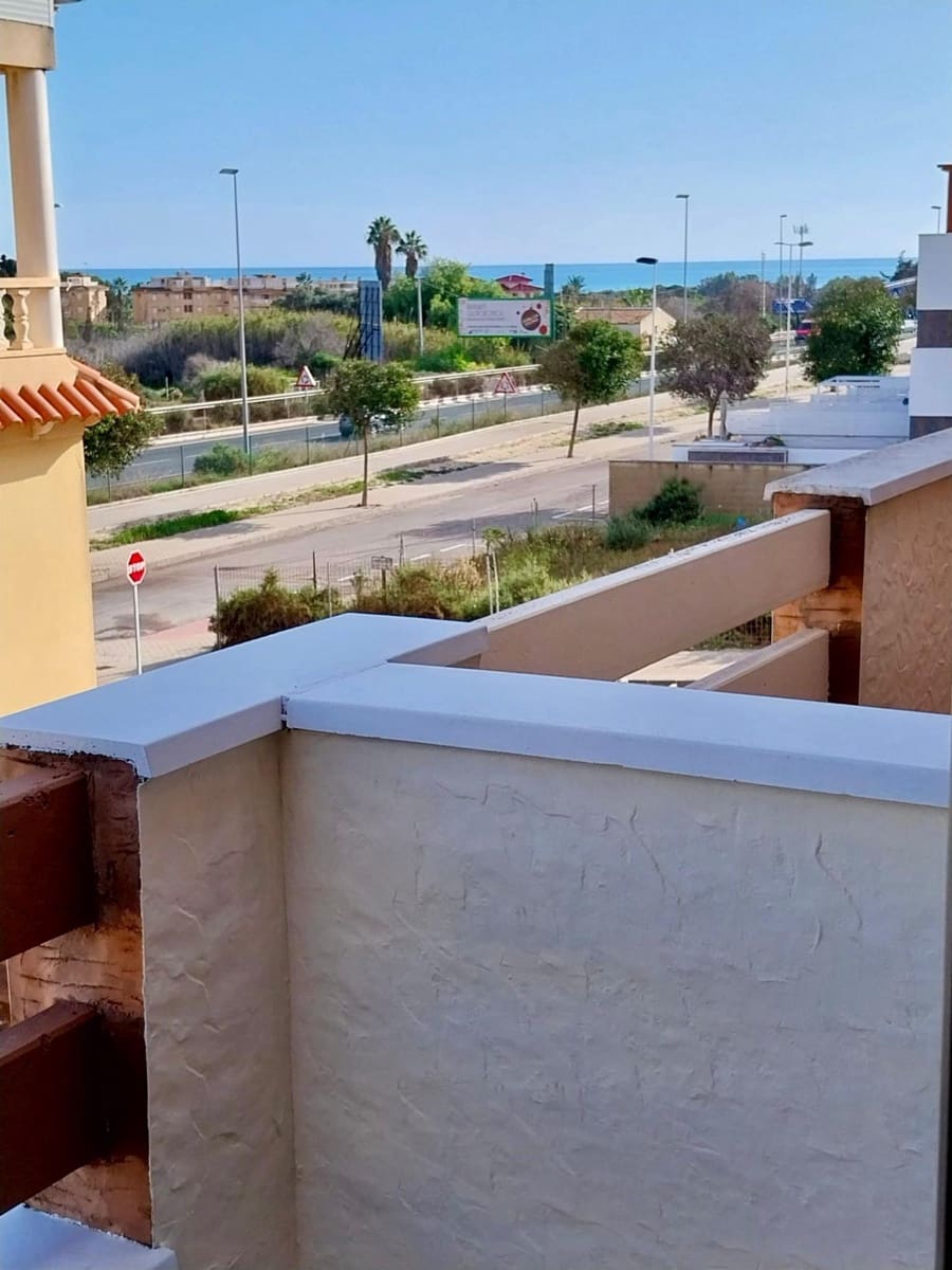 Bungalow de 5 habitaciones en Guardamar del Segura en venta con piscina garaje - 328.500 € (Ref: 9169605)