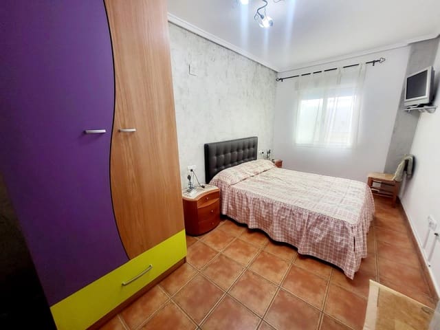 3 slaapkamer Appartement te koop in Daya Nueva - € 110.000 (Ref: 9206559)