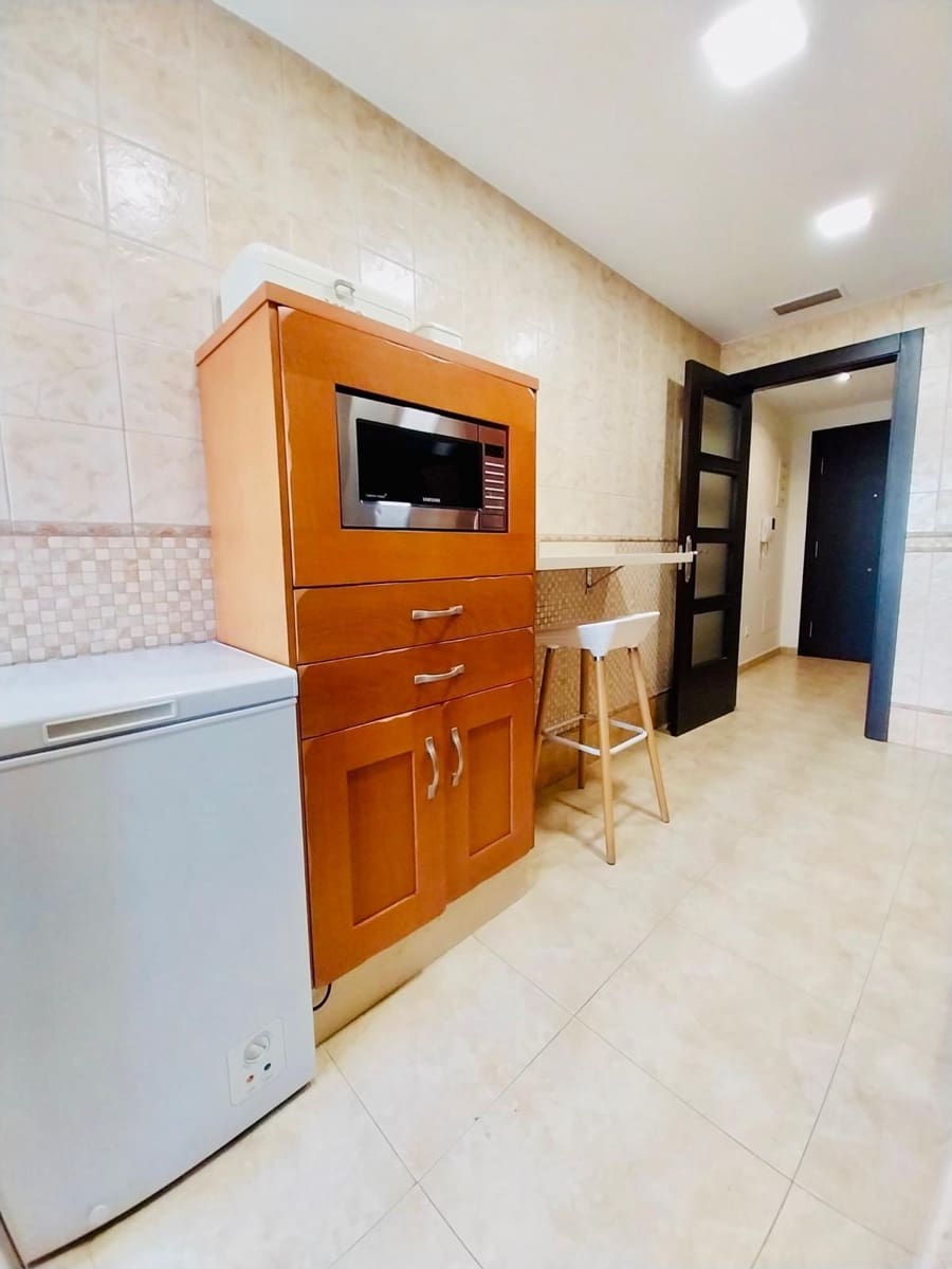 3 Zimmer Apartment zu verkaufen in Guardamar del Segura mit Garage - 175.000 € (Ref: 9338123)
