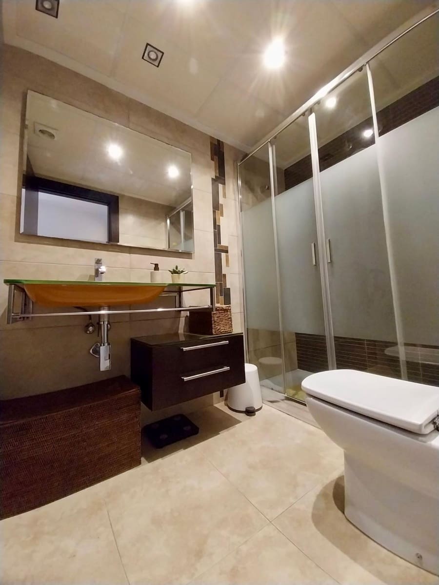 3 Zimmer Apartment zu verkaufen in Guardamar del Segura mit Garage - 175.000 € (Ref: 9338123)