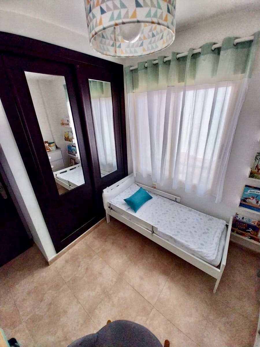 3 Zimmer Apartment zu verkaufen in Guardamar del Segura mit Garage - 175.000 € (Ref: 9338123)