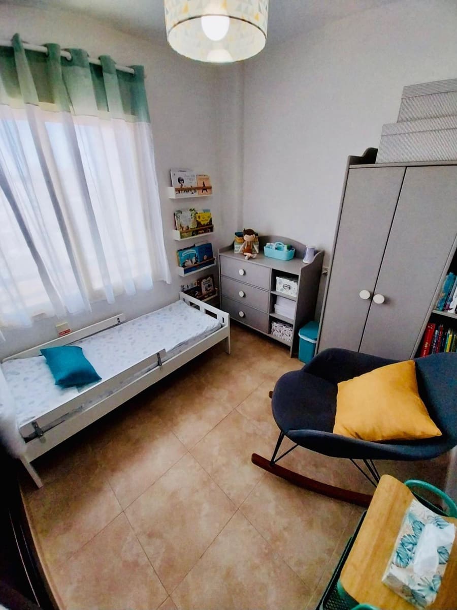 3 Zimmer Apartment zu verkaufen in Guardamar del Segura mit Garage - 175.000 € (Ref: 9338123)