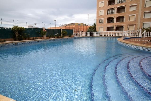 2 makuuhuone Huoneisto vuokrattavana paikassa Guardamar Playa, Guardamar del Segura - 750 € (Ref: 9451110)