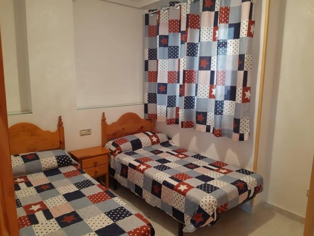 2 makuuhuone Huoneisto vuokrattavana paikassa Guardamar Playa, Guardamar del Segura - 750 € (Ref: 9451110)
