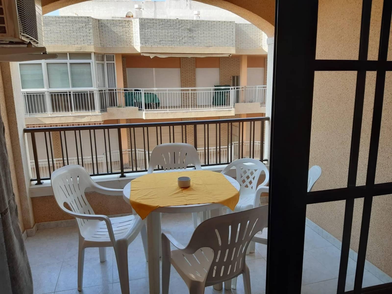 2 makuuhuone Huoneisto vuokrattavana paikassa Guardamar del Segura - 750 € (Ref: 9451110)