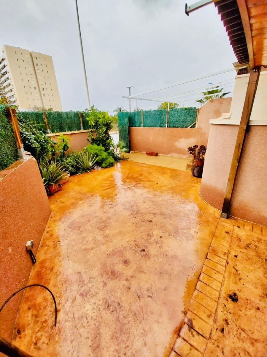 2 sovrum Lägenhet att hyra i Guardamar del Segura med pool - 800 € (Ref: 9468543)