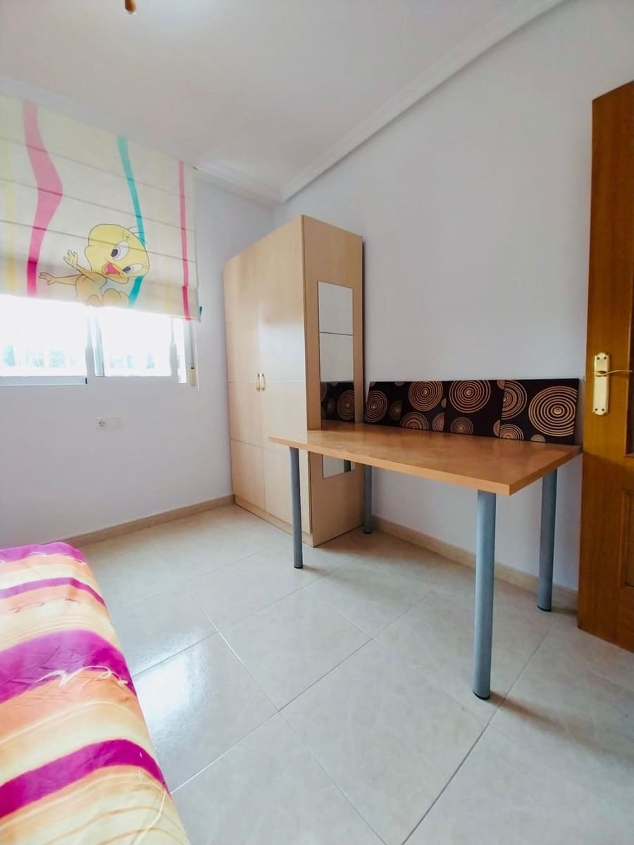 2 sovrum Lägenhet att hyra i Guardamar del Segura med pool - 800 € (Ref: 9468543)