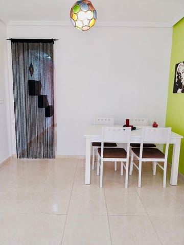 2 bedroom Apartment for rent in Puerto Deportivo, Guardamar del Segura with pool - € 800 (Ref: 9468543)