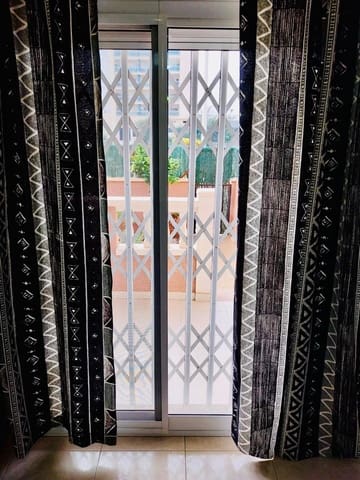 2 bedroom Apartment for rent in Puerto Deportivo, Guardamar del Segura with pool - € 800 (Ref: 9468543)