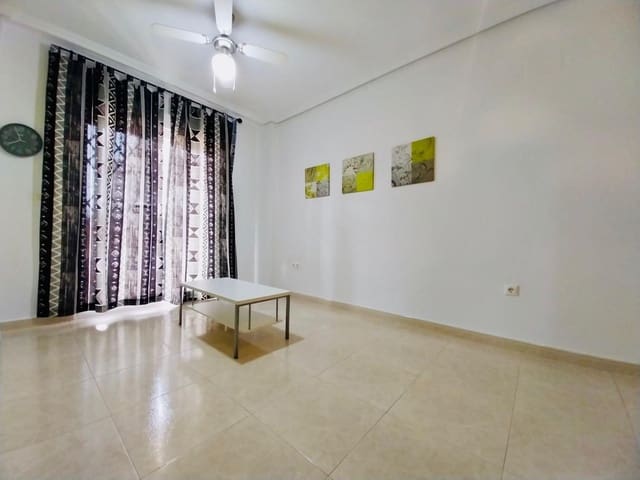 2 bedroom Apartment for rent in Puerto Deportivo, Guardamar del Segura with pool - € 800 (Ref: 9468543)