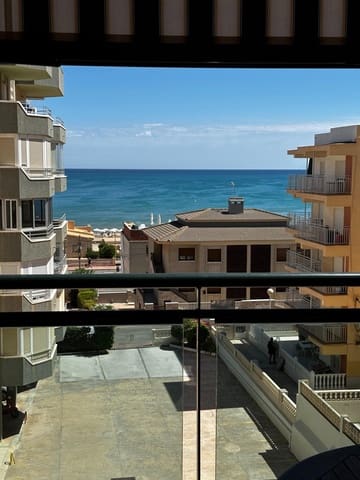 2 makuuhuone Huoneisto myytävänä paikassa Guardamar del Segura mukana 
autotalli - 339 000 € (Ref: 9470473)