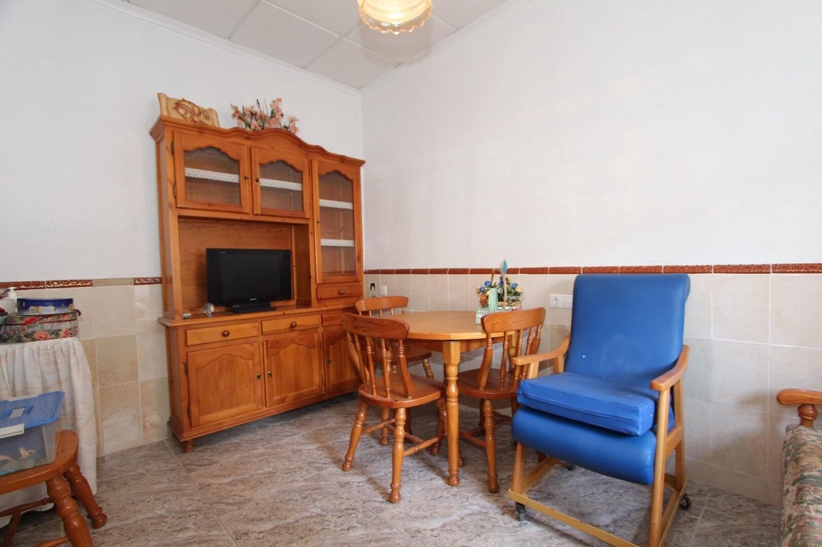 5 makuuhuone Omakotitalo myytävänä paikassa Guardamar del Segura - 189 990 € (Ref: 9497723)