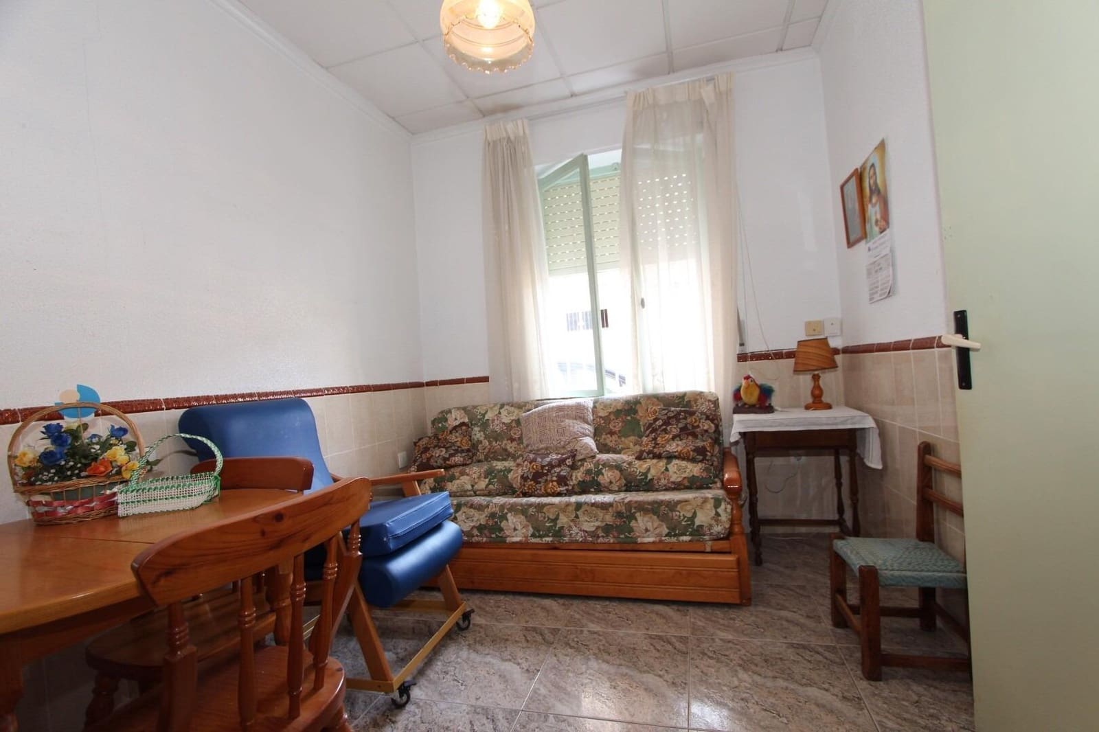 5 makuuhuone Omakotitalo myytävänä paikassa Guardamar del Segura - 189 990 € (Ref: 9497723)