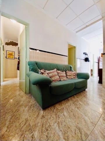 5 quarto Casa em Banda para venda em Zona Pueblo, Guardamar del Segura - 189 990 € (Ref: 9497723)