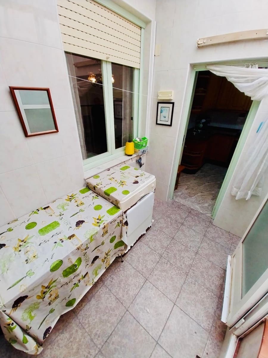 5 soverom Hus til salgs i Guardamar del Segura - € 189 990 (Ref: 9497723)