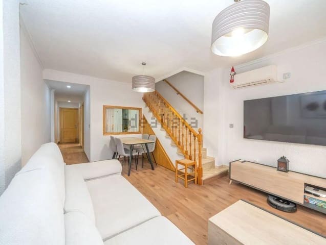 2 soverom Leilighet til salgs i Guardamar del Segura med garasje - € 275 000 (Ref: 9504367)