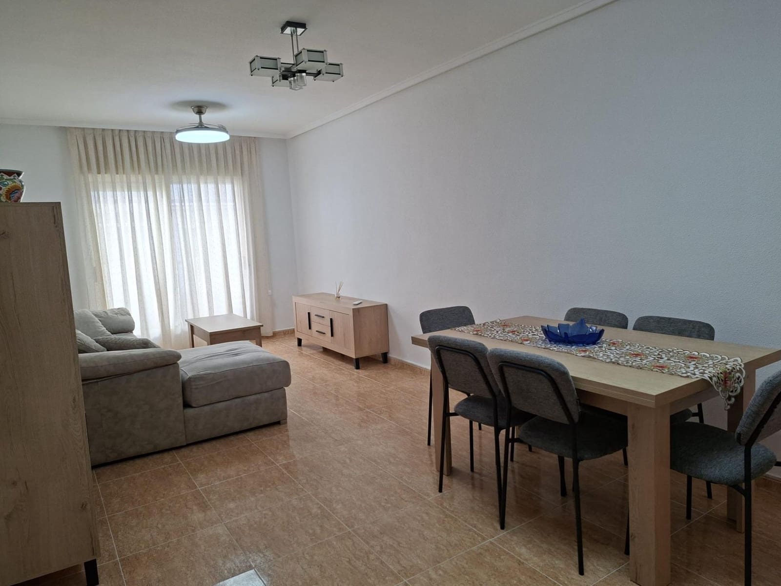 3 sovrum Lägenhet att hyra i Guardamar del Segura - 850 € (Ref: 9541218)