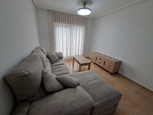 3 sovrum Lägenhet att hyra i Zona Pueblo, Guardamar del Segura - 850 € (Ref: 9541218)