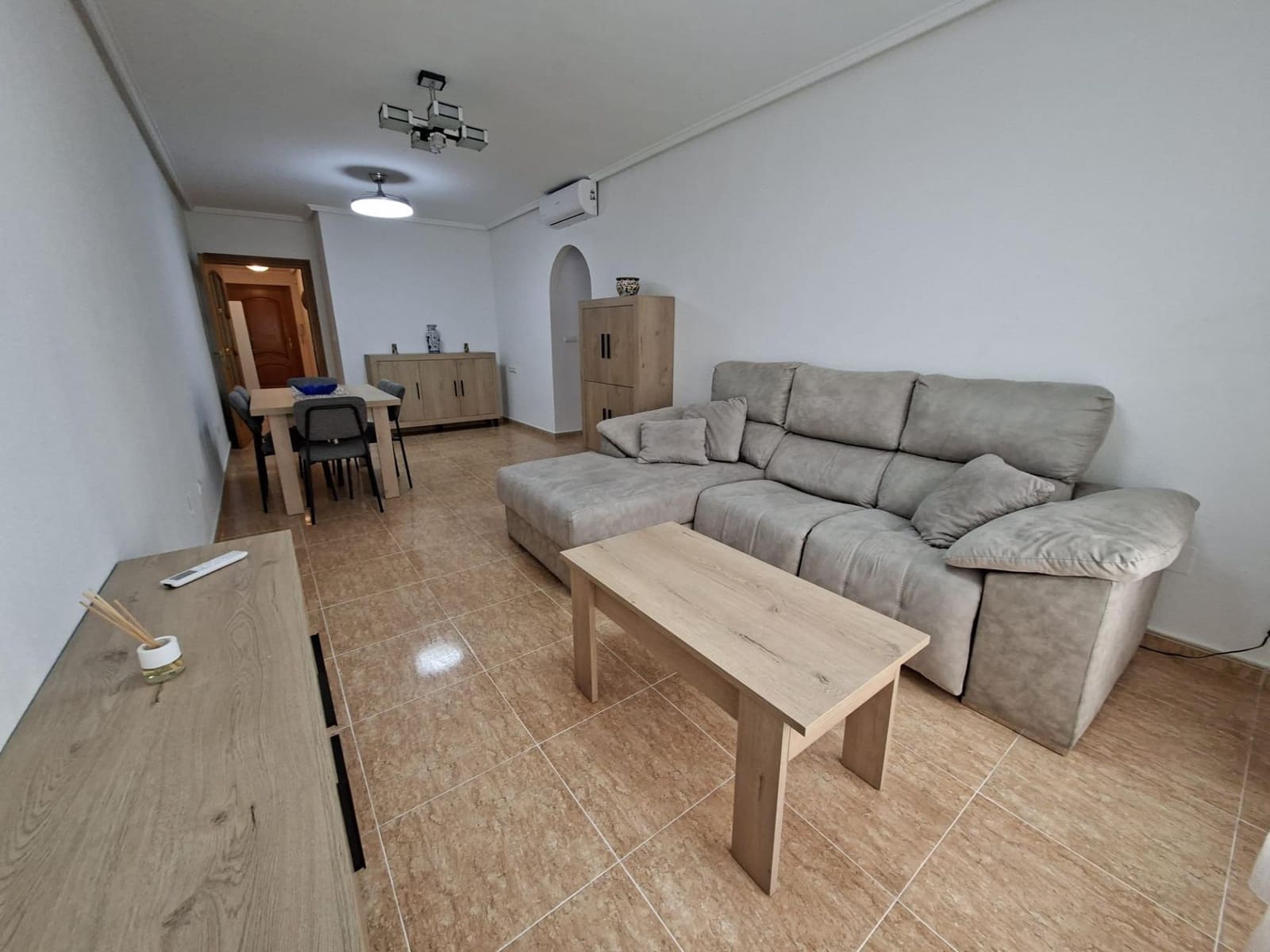 3 sovrum Lägenhet att hyra i Guardamar del Segura - 850 € (Ref: 9541218)
