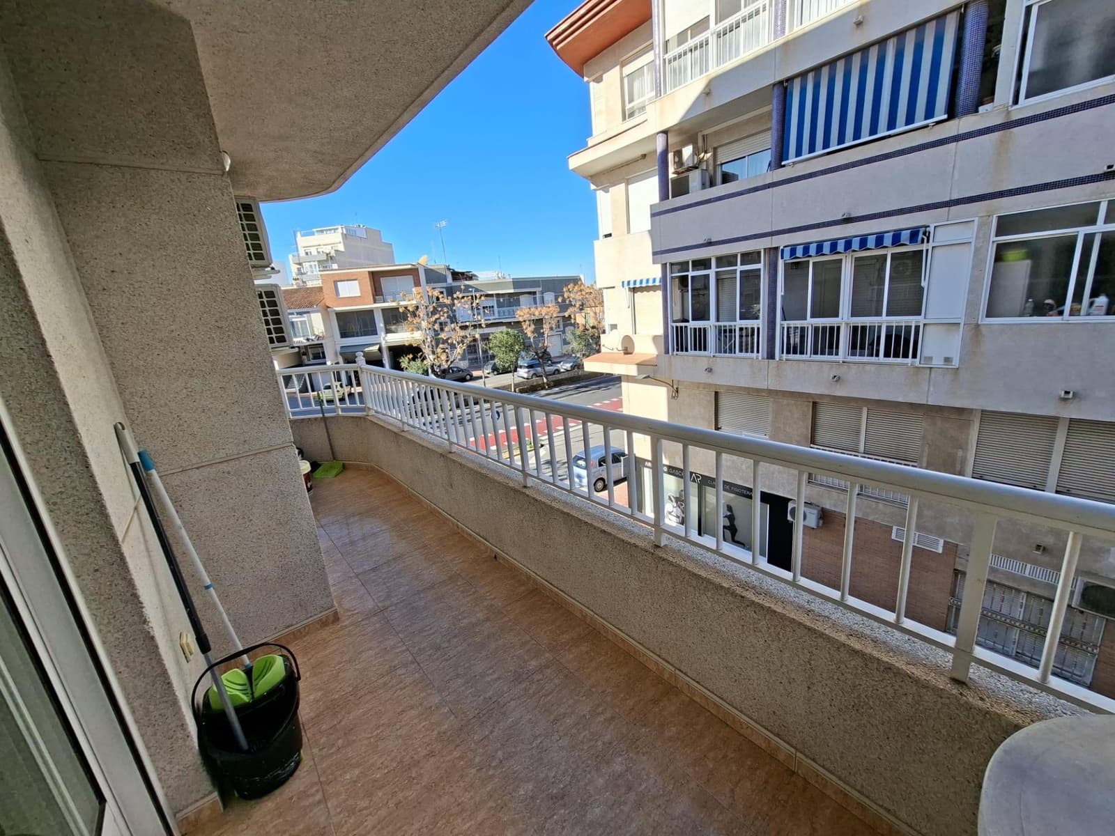 3 sovrum Lägenhet att hyra i Guardamar del Segura - 850 € (Ref: 9541218)