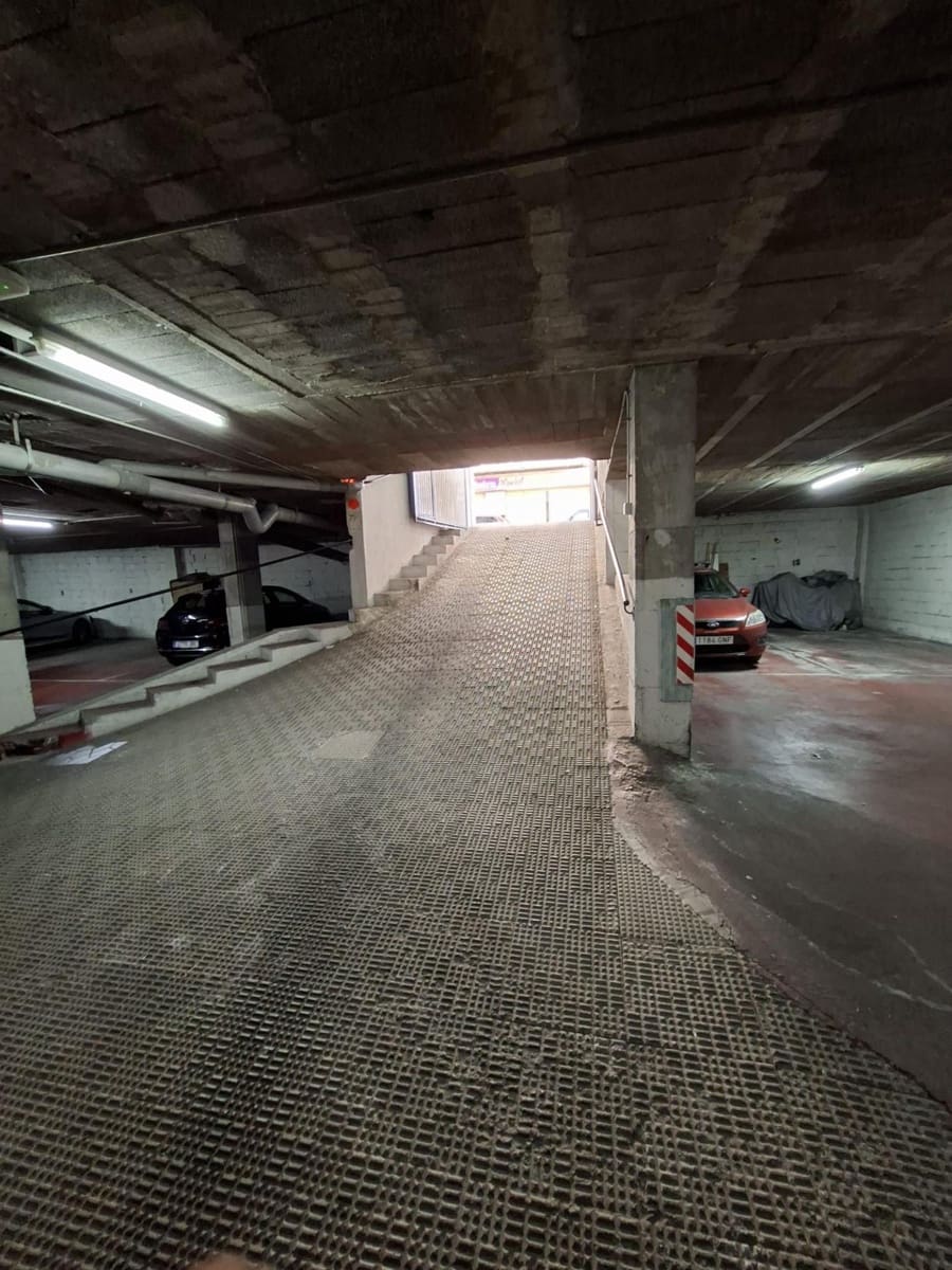 3 sovrum Lägenhet att hyra i Guardamar del Segura med garage - 800 € (Ref: 9551654)
