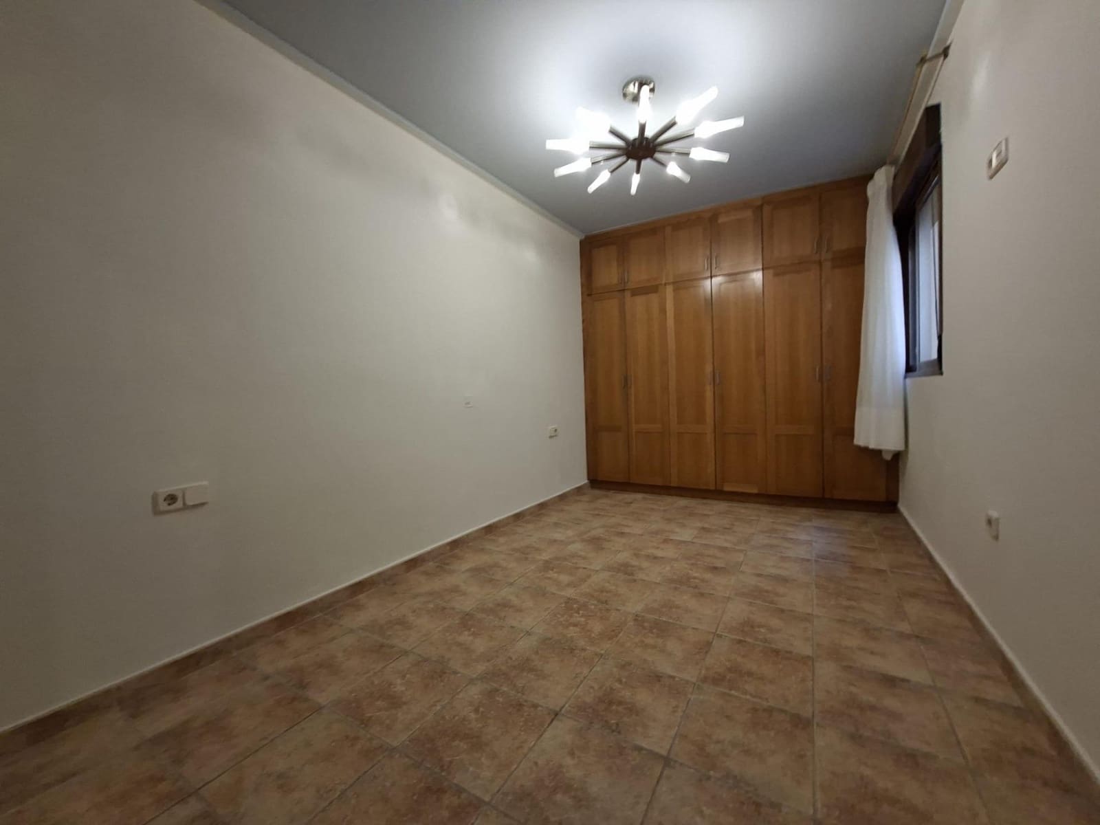 3 sovrum Lägenhet att hyra i Guardamar del Segura med garage - 800 € (Ref: 9551654)