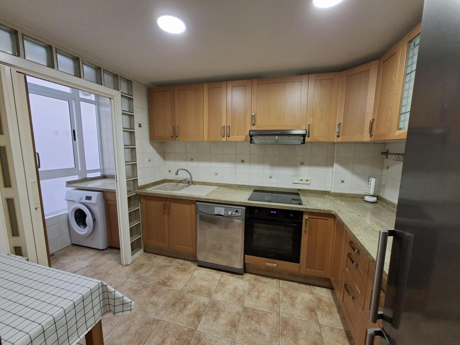 3 sovrum Lägenhet att hyra i Guardamar del Segura med garage - 800 € (Ref: 9551654)