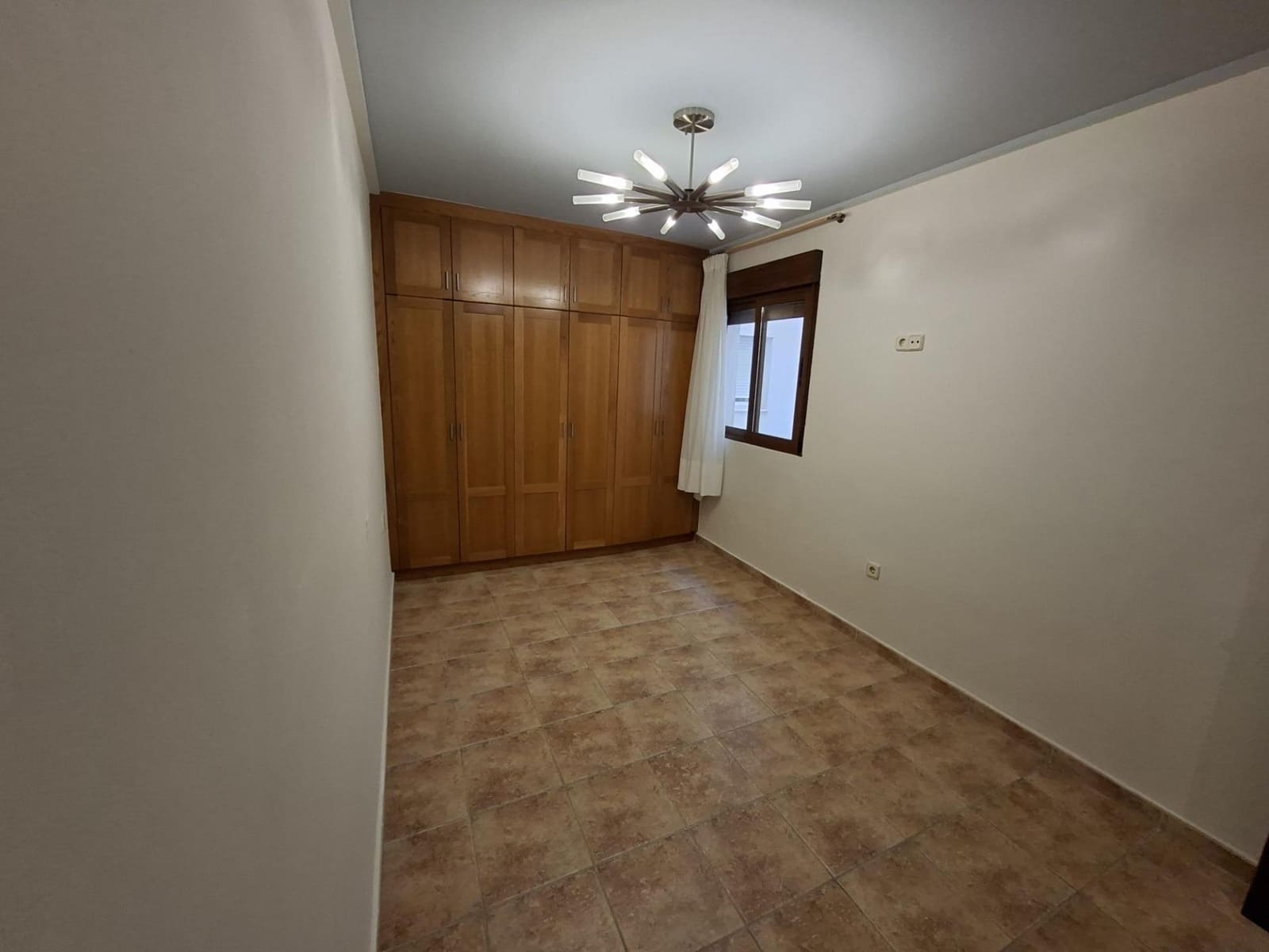 3 sovrum Lägenhet att hyra i Guardamar del Segura med garage - 800 € (Ref: 9551654)