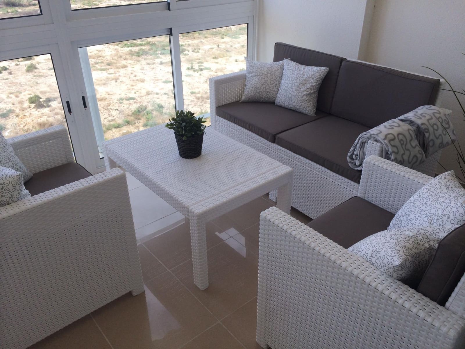 2 makuuhuone Huoneisto vuokrattavana paikassa Guardamar del Segura mukana uima-altaan - 900 € (Ref: 9551655)