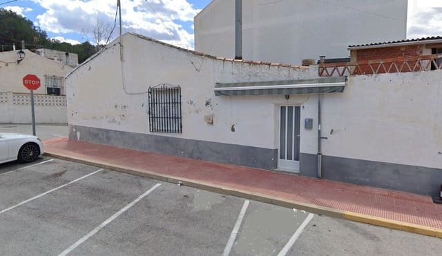 Chalet de 4 habitaciones en Guardamar del Segura en venta con garaje - 250.000 € (Ref: 9615622)