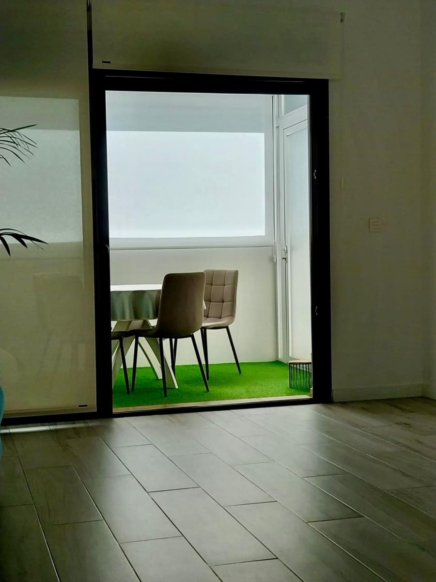 3 makuuhuone Bungalow myytävänä paikassa Guardamar del Segura mukana uima-altaan 
autotalli - 289 900 € (Ref: 9630112)