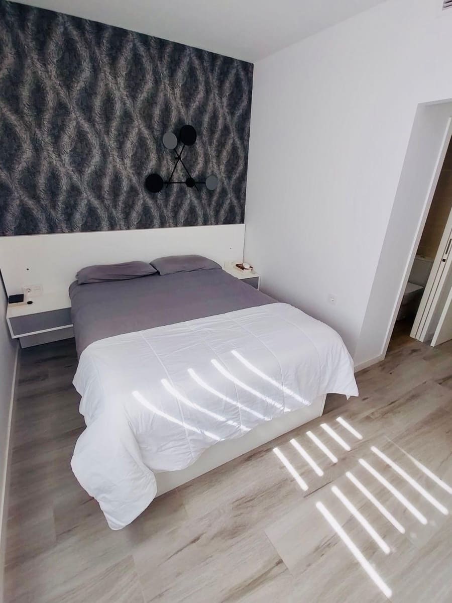 3 makuuhuone Bungalow myytävänä paikassa Guardamar del Segura mukana uima-altaan 
autotalli - 289 900 € (Ref: 9630112)