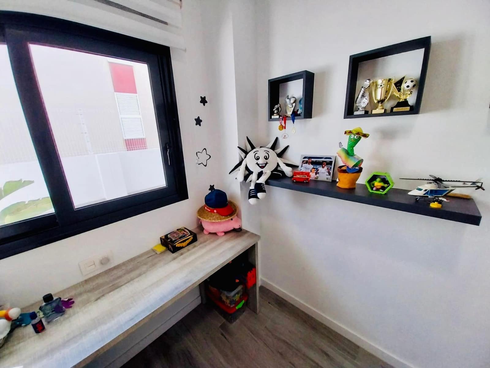 3 makuuhuone Bungalow myytävänä paikassa Guardamar del Segura mukana uima-altaan 
autotalli - 289 900 € (Ref: 9630112)