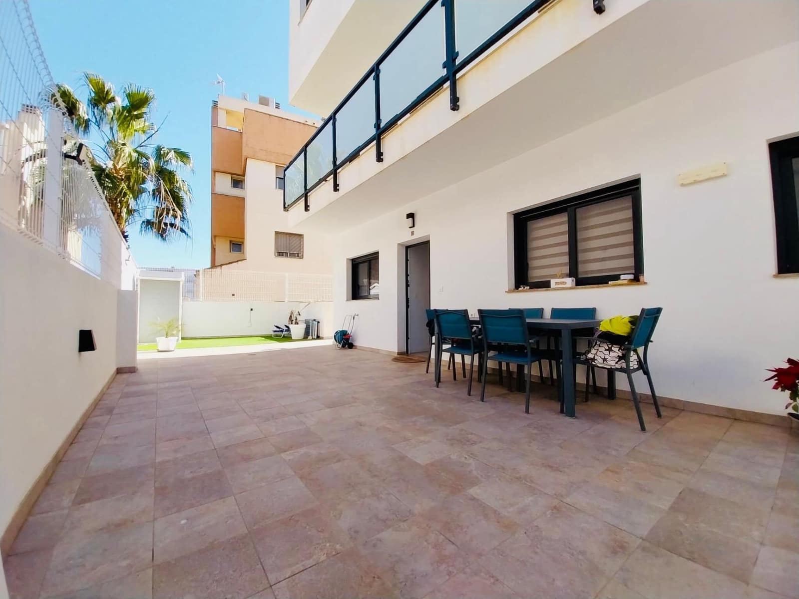 3 makuuhuone Bungalow myytävänä paikassa Guardamar del Segura mukana uima-altaan 
autotalli - 289 900 € (Ref: 9630112)