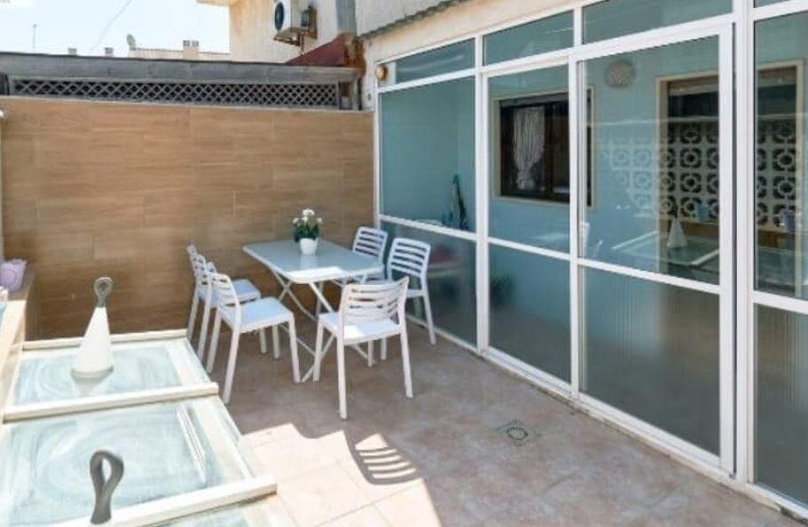 4 chambre Bungalow à vendre à Guardamar del Segura avec garage - 285 000 € (Ref: 9679936)