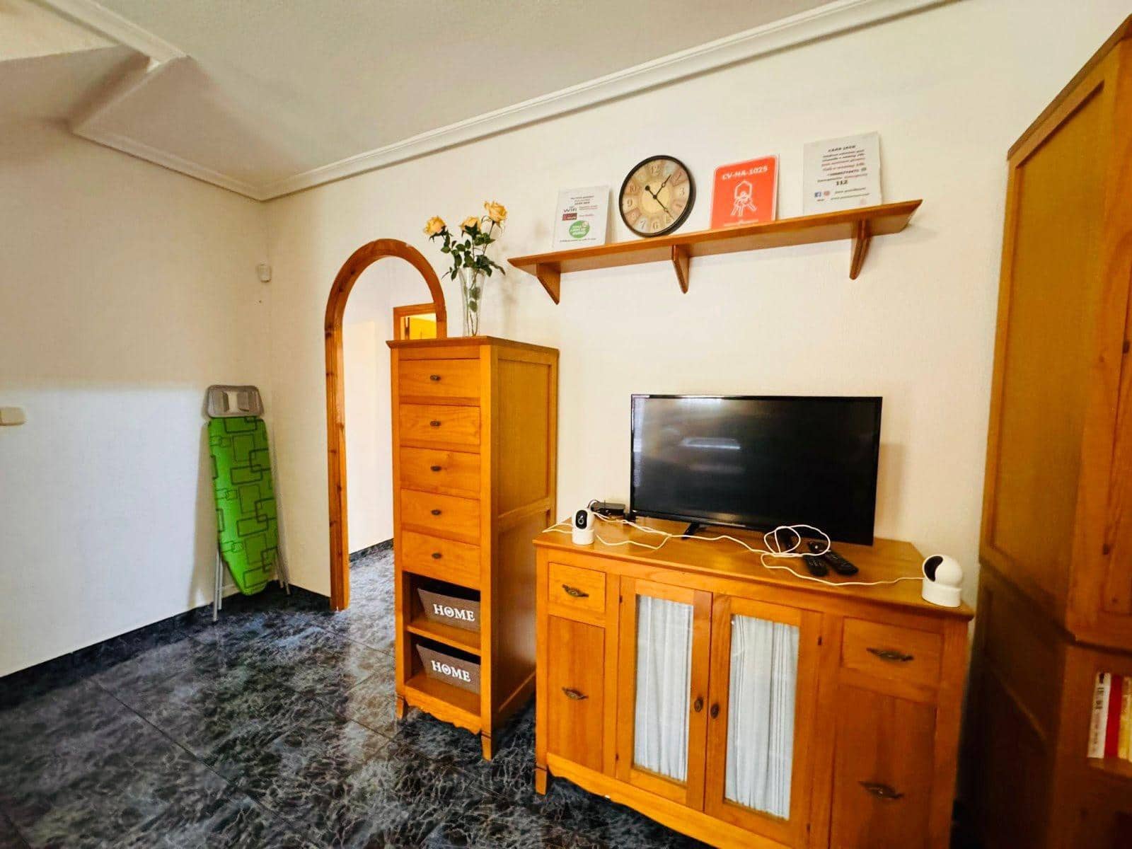 4 chambre Bungalow à vendre à Guardamar del Segura avec garage - 285 000 € (Ref: 9679936)