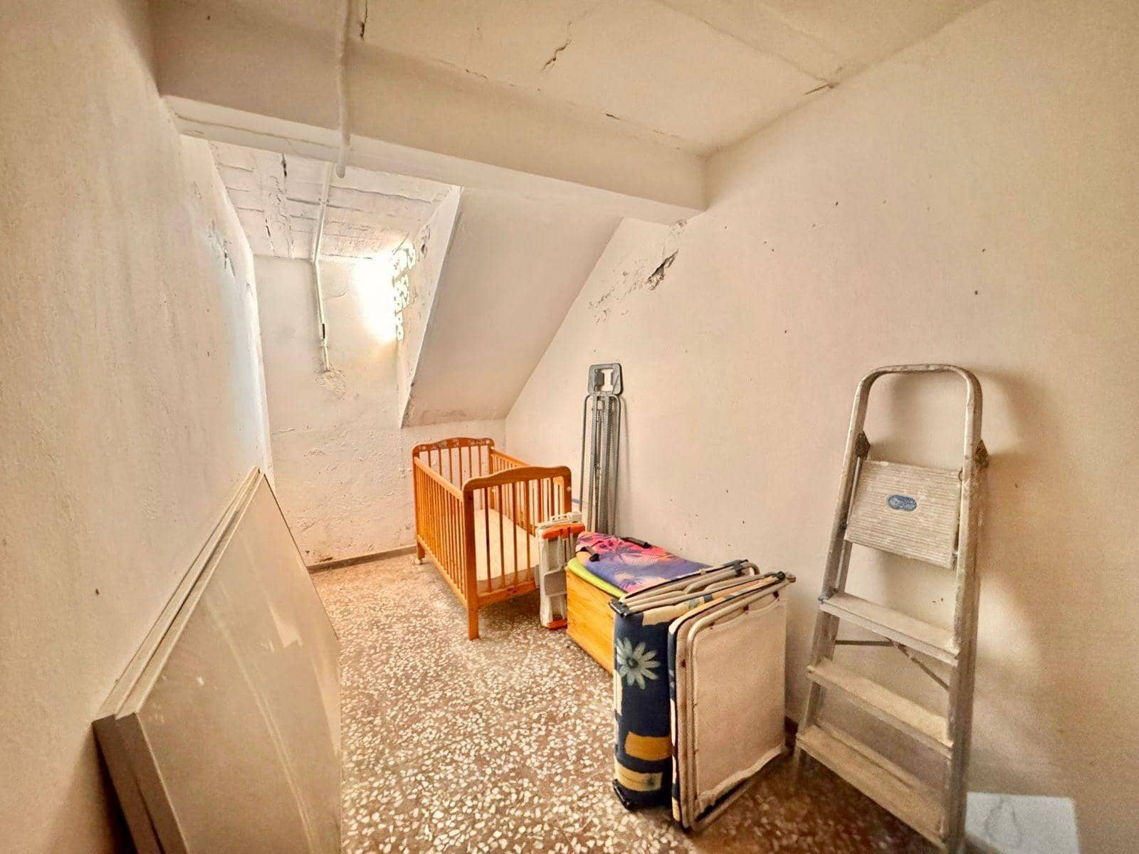 4 chambre Bungalow à vendre à Guardamar del Segura avec garage - 285 000 € (Ref: 9679936)