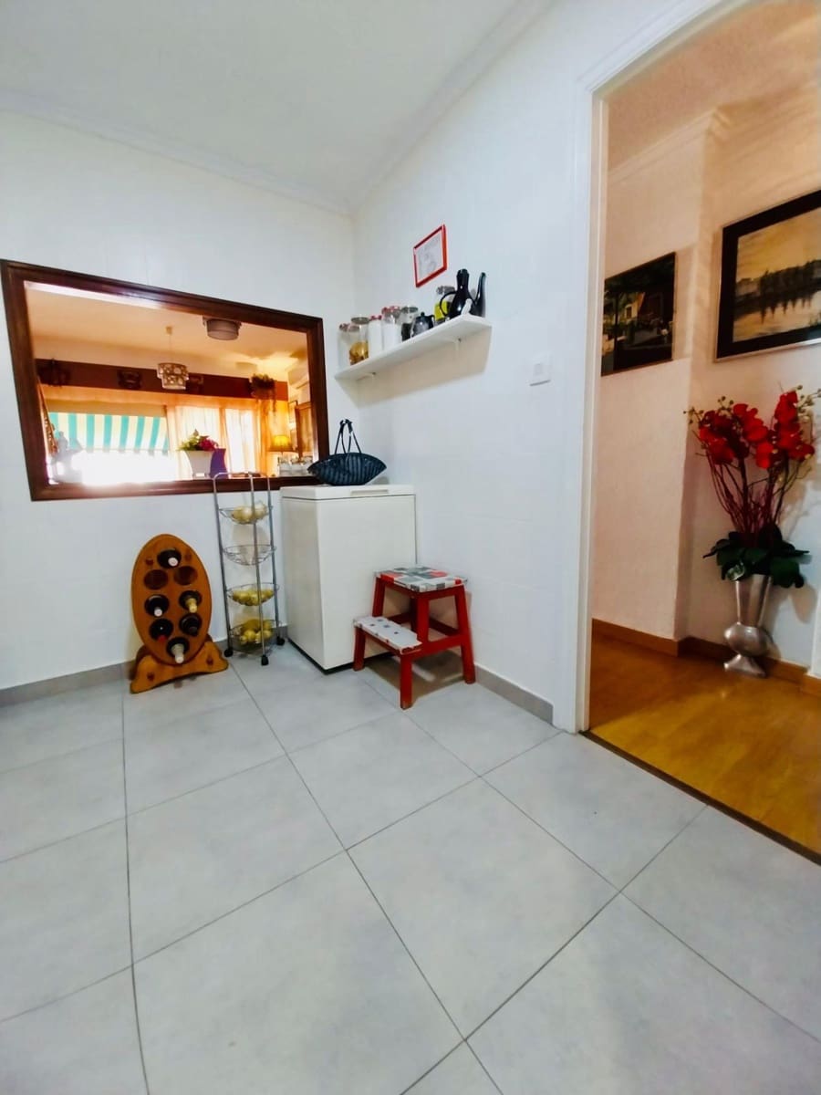 2 bedroom Apartment for sale in Guardamar del Segura - € 267,800 (Ref: 9715000)