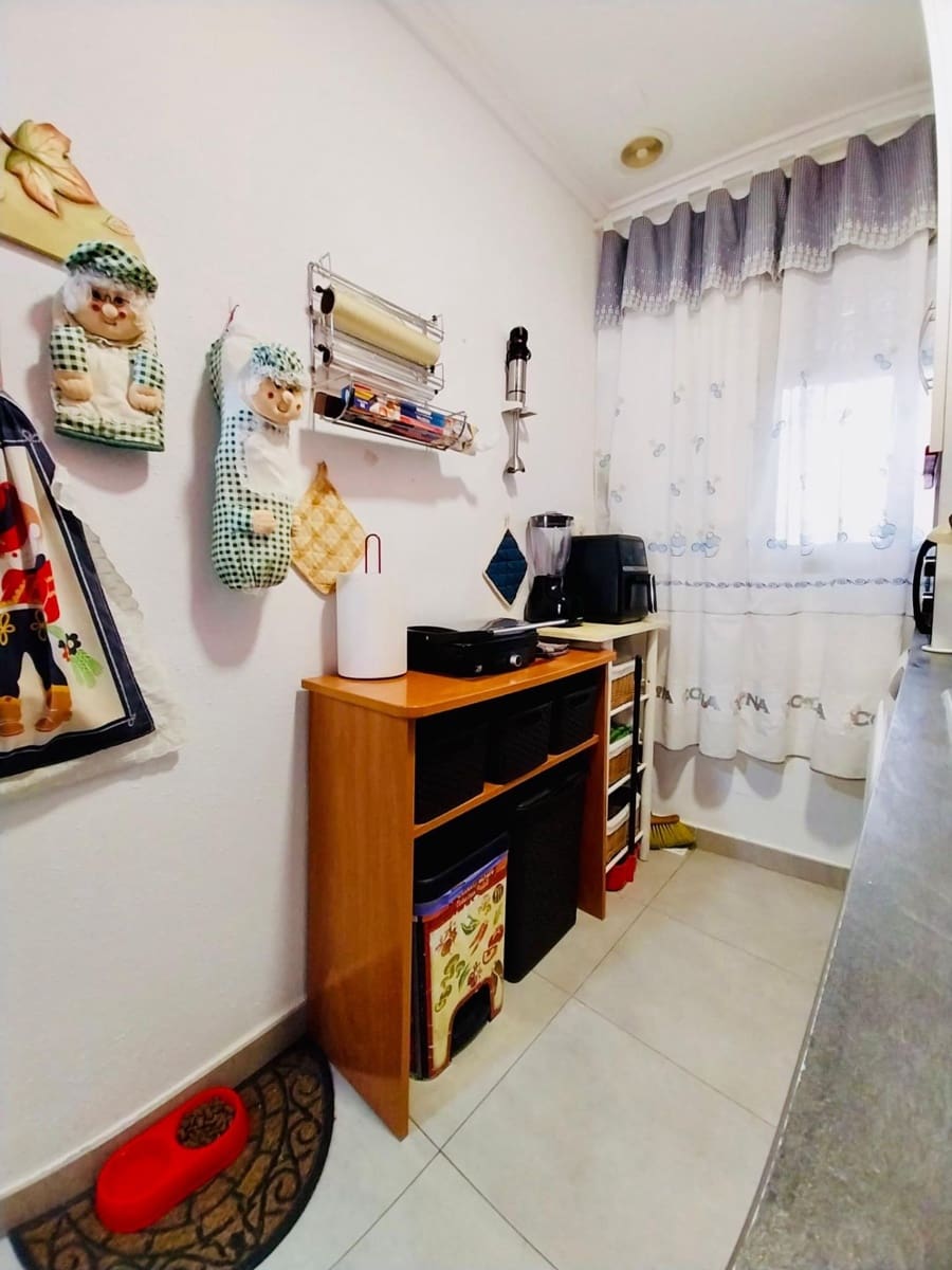 2 bedroom Apartment for sale in Guardamar del Segura - € 267,800 (Ref: 9715000)