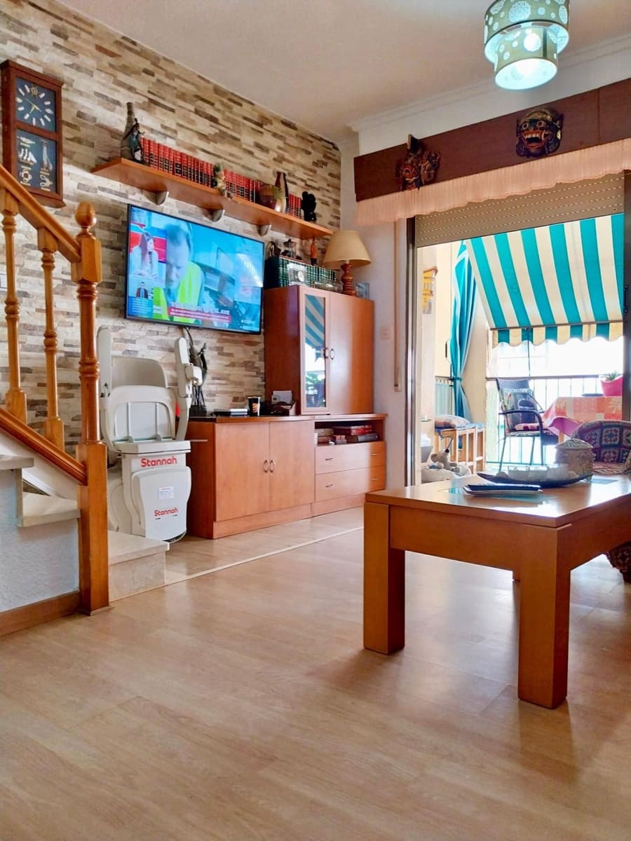 2 bedroom Apartment for sale in Guardamar del Segura - € 267,800 (Ref: 9715000)