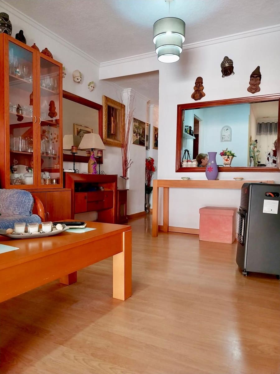 2 bedroom Apartment for sale in Guardamar del Segura - € 267,800 (Ref: 9715000)