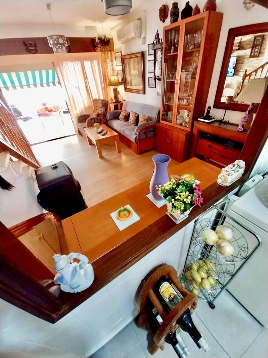 2 bedroom Apartment for sale in Guardamar del Segura - € 267,800 (Ref: 9715000)