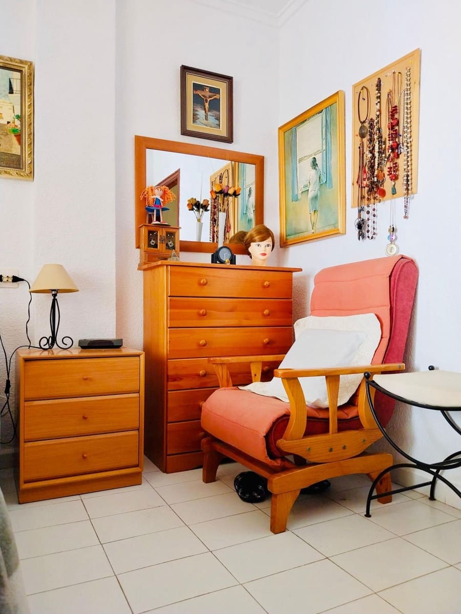 2 bedroom Apartment for sale in Guardamar del Segura - € 267,800 (Ref: 9715000)